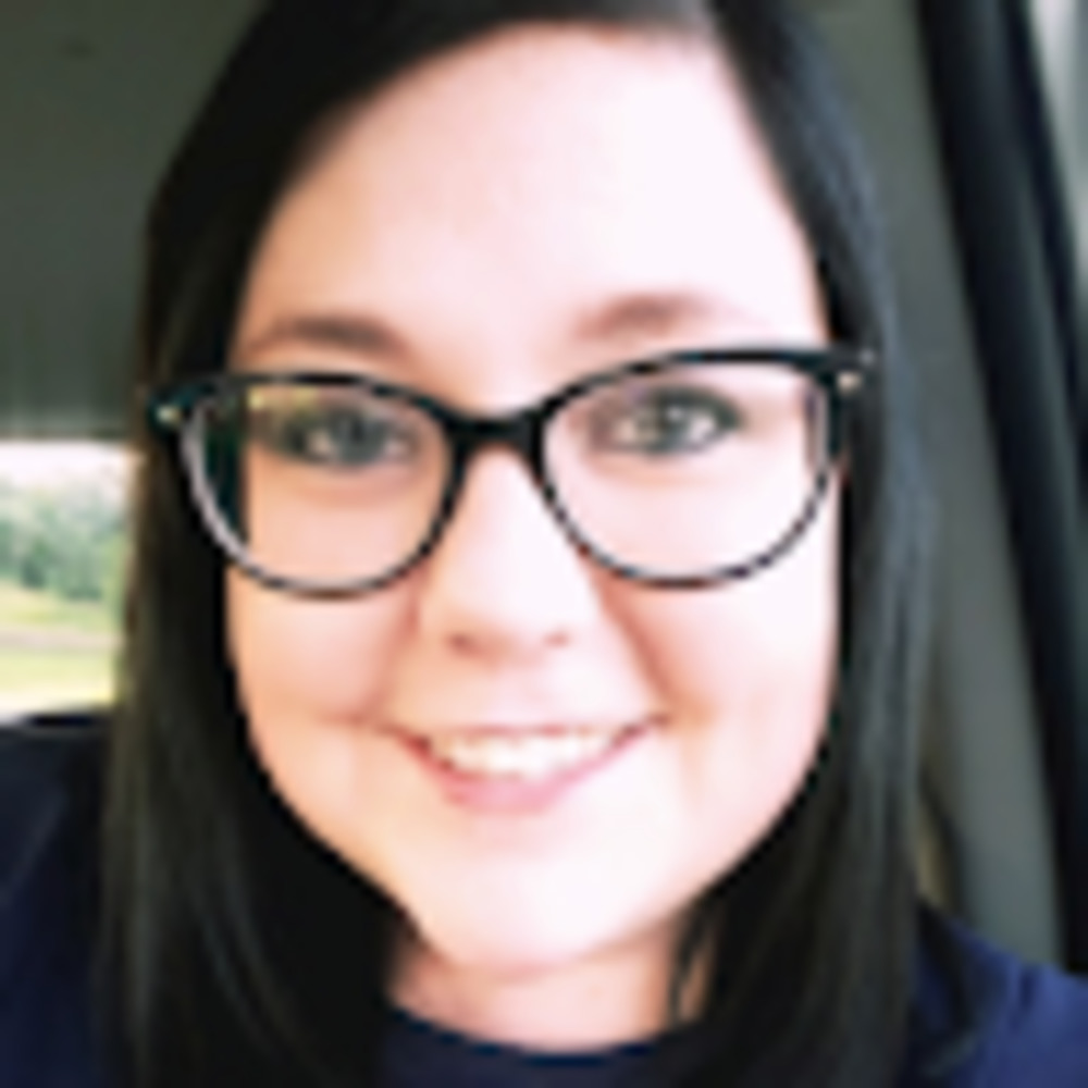 Meet your Posher, Lauren